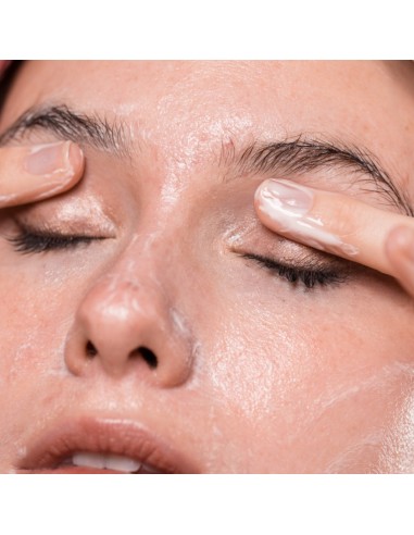 Freshly Rose Quartz Facial Cleanser 50ml