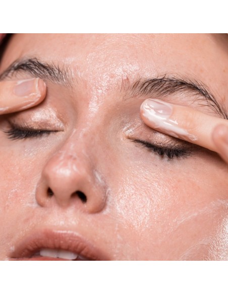 Freshly Rose Quartz Facial Cleanser 50ml