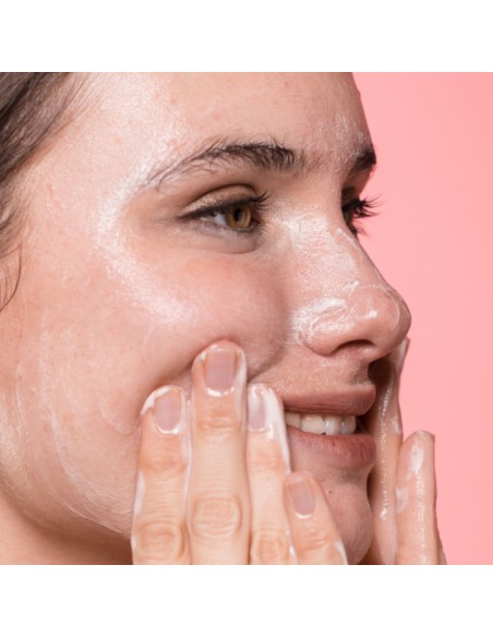 Freshly Rose Quartz Facial Cleanser 50ml