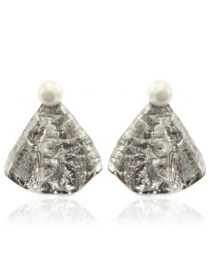 MRIO Inca Wavy Leaf Earrings Silver Pearl