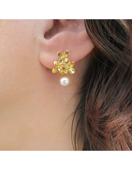 MRIO Inca Pearl Silver Wavy Leaf Earrings